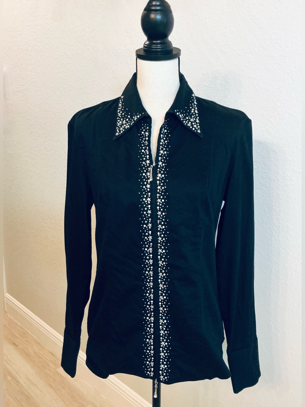 CHRISTINE ALEXANDER Studded Collar & Zip-Front Fitted Blazer in Black, Sz Medium